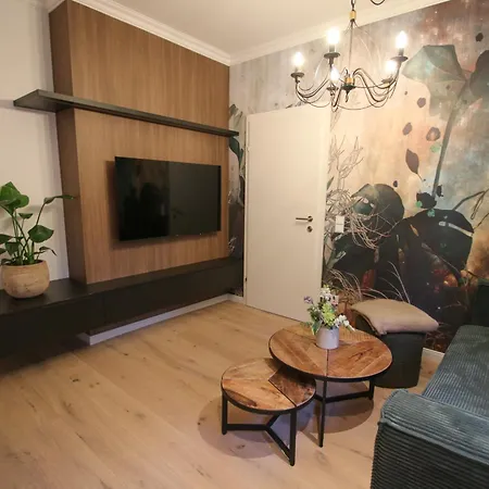 Promenadenhirsch Apartment *